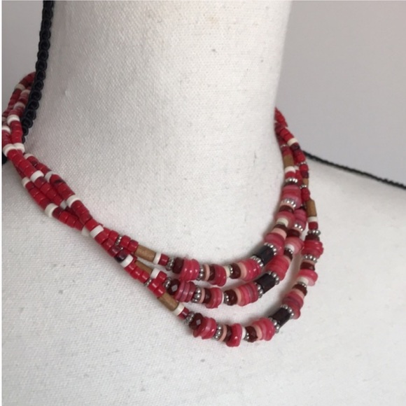 NWT Free People 3 layer red beaded necklace - Picture 2 of 7